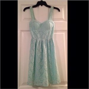 Mint green lace mini dress fully lined size Medium