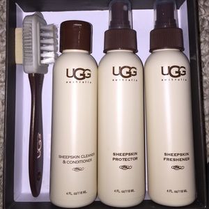 UGG sheepskin care kit