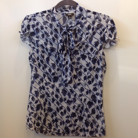 Cap sleeve blouse