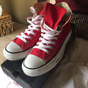 Red High Top Coverse Women's 9 Mens 7