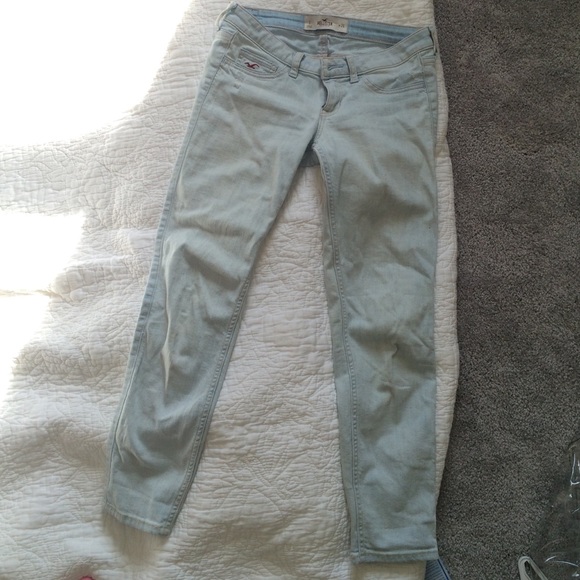 Cropped light wash holistic jeans - size 3