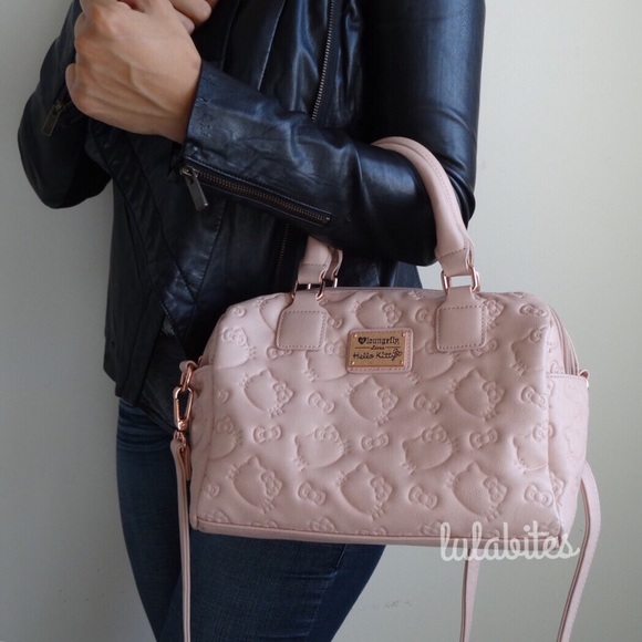 Hello Kitty Handbags - Hello Kitty Pink Handbag