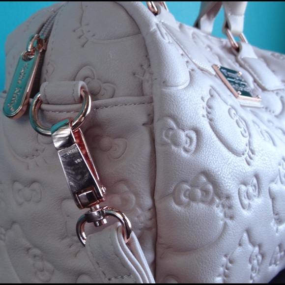 Hello Kitty Pink Handbag - Picture 3 of 4