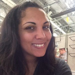 Meet your Posher, Christy