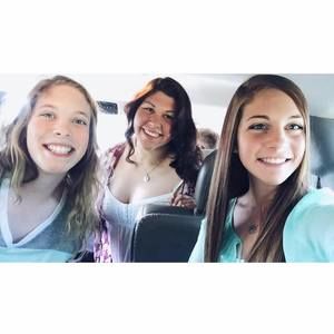 Meet your Posher, Olivia