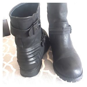 Aldo Black Boots !