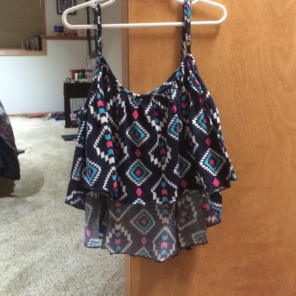 Blue, pink and white designed crop top - Picture 2 of 3