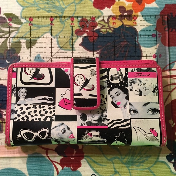 Fossil Vintage Check Book Wallet