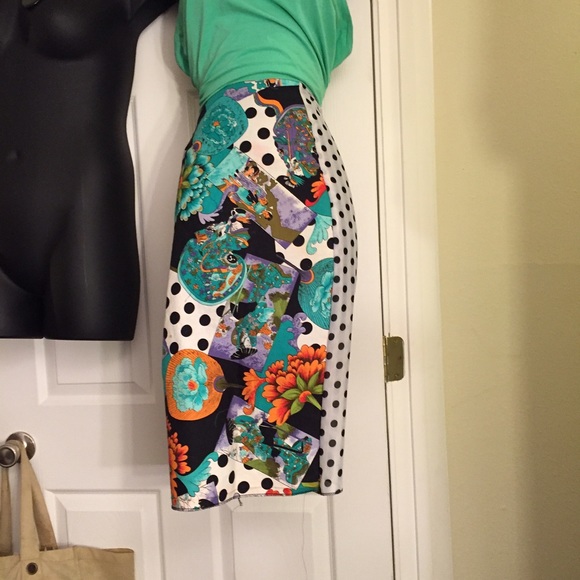 Skirt - Picture 1 of 1