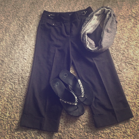Dress capris