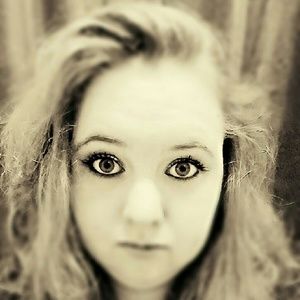 Meet your Posher, Kimberly