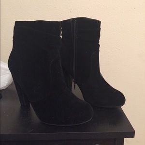 Faux fur black boots