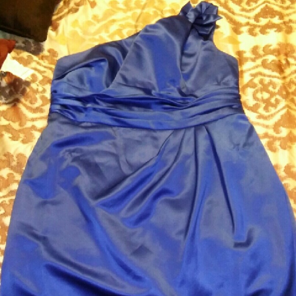 Special Occasion Dress - Picture 2 of 2