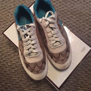 Authentic Coach tennis shoe