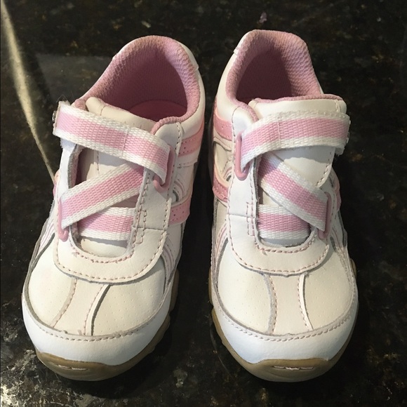 Stride rite toddler size 7 shoes