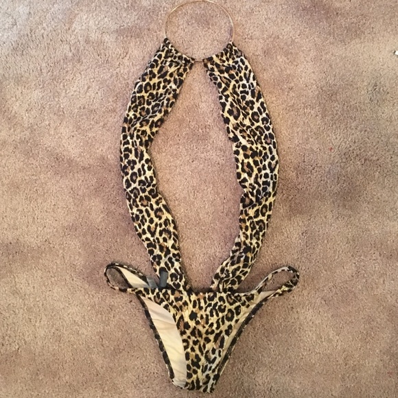 🌸SOLD🌸Leopard Print wrap Monokini - Picture 2 of 4