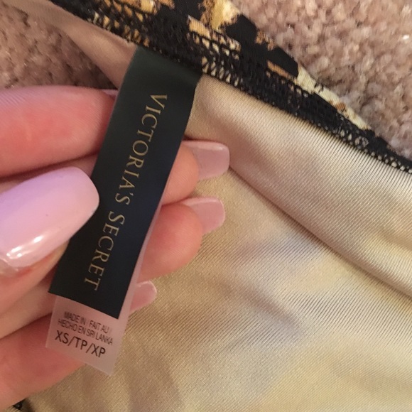 🌸SOLD🌸Leopard Print wrap Monokini - Picture 3 of 4