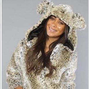 Vegan leopard fur coat