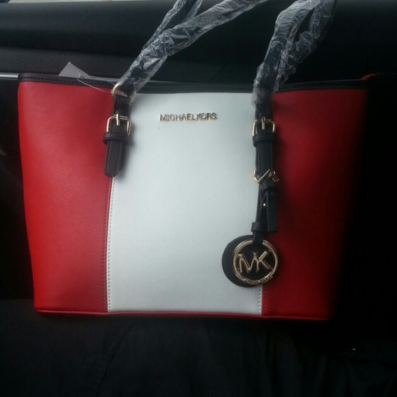Michael Kors purse