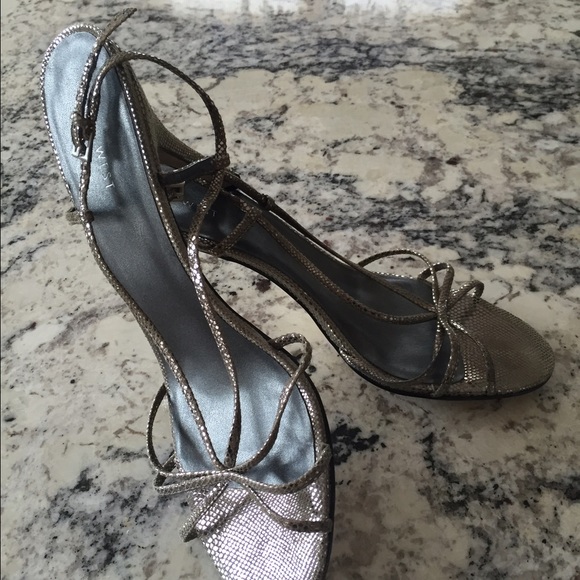 Nine West Strappy Heels - Picture 2 of 4
