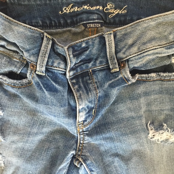 American Eagle cropped jeans - Picture 2 of 3