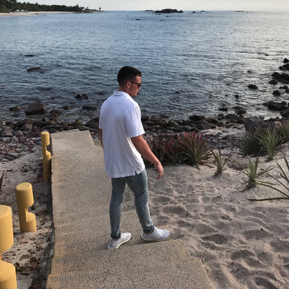 Meet your Posher, Reagen