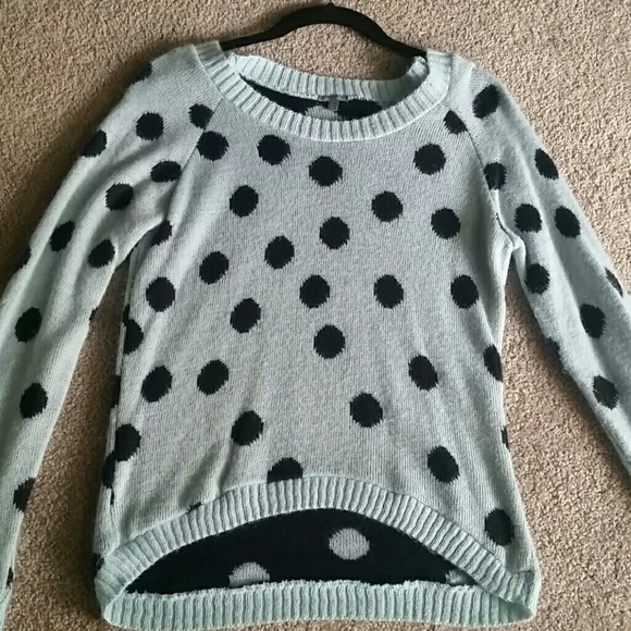 Women's sweater