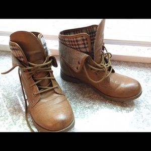 NineWest lace-up combat boot, plaid foldover cuff