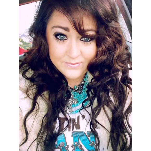 Meet your Posher, Megan - Picture 1 of 1