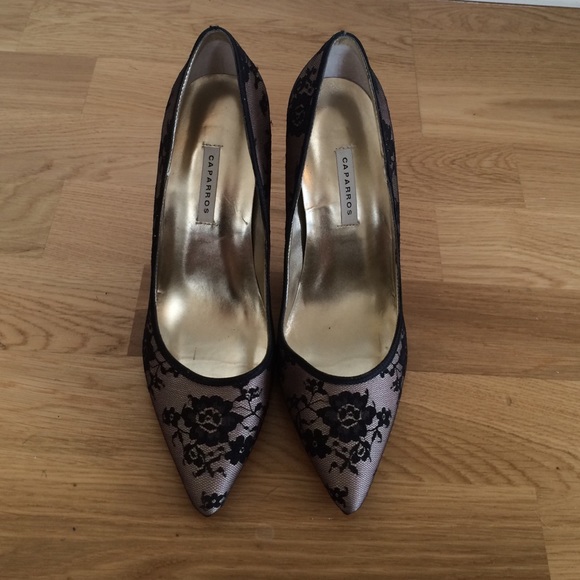 Lace pumps