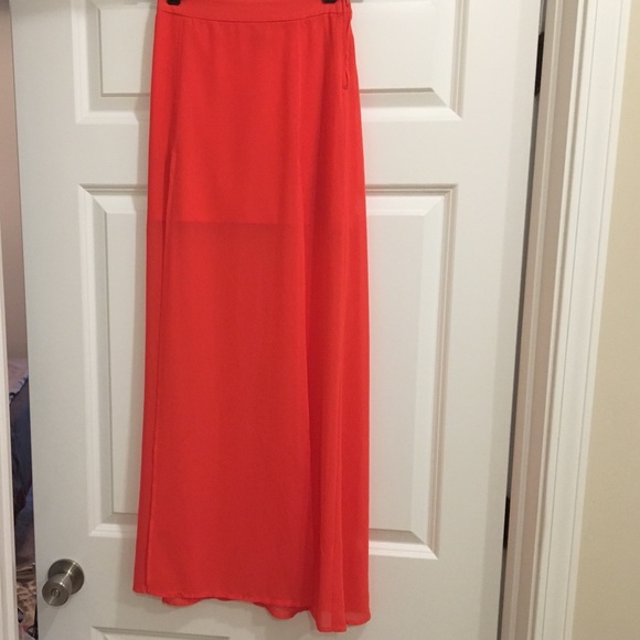 🌸SOLD🌸 H&M sheer double slit maxi skirt - Picture 4 of 4