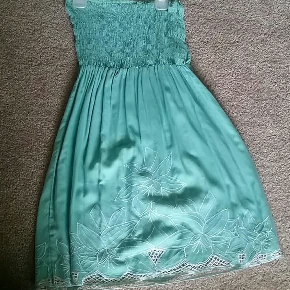 Women's strapless casual dress