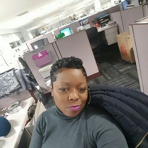 Meet your Posher, Alisia