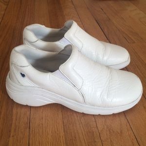 🏩Nurse Mate Nursing Clogs🏩