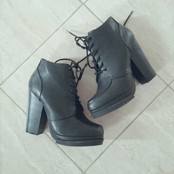 Qupid Shoes - Qupid Chunky Heeled Grunge Boots