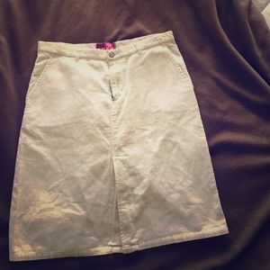 Off white Roxy corduroy skirt size 9