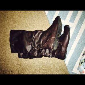 Brown boots