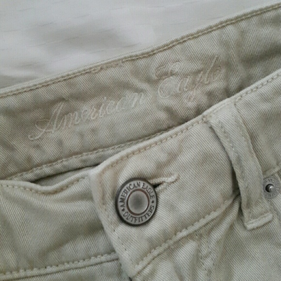 AE Shorts - Picture 2 of 4