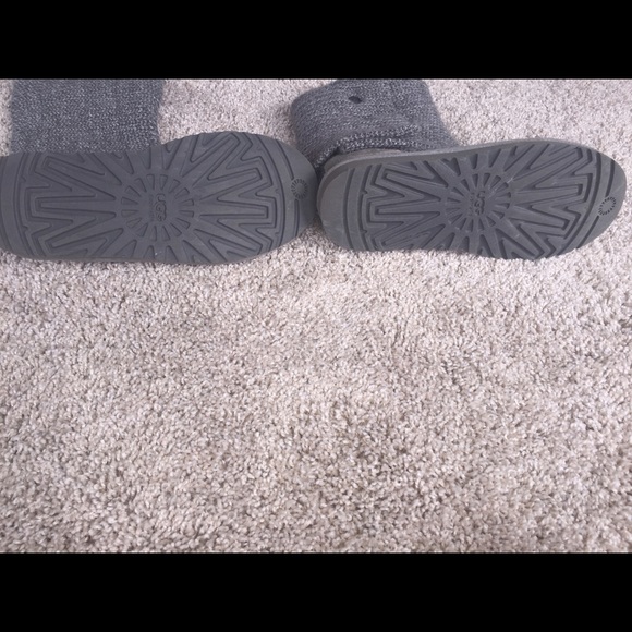 UGG boots - Picture 2 of 3