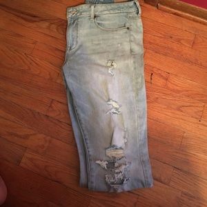 BRAND NEW WITH TAGS. NEVER WORN.