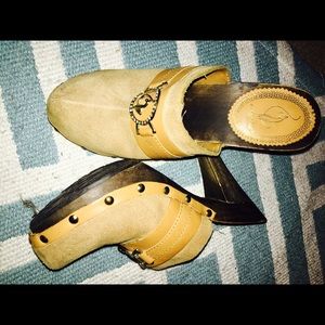 Baby phat clogged high heels