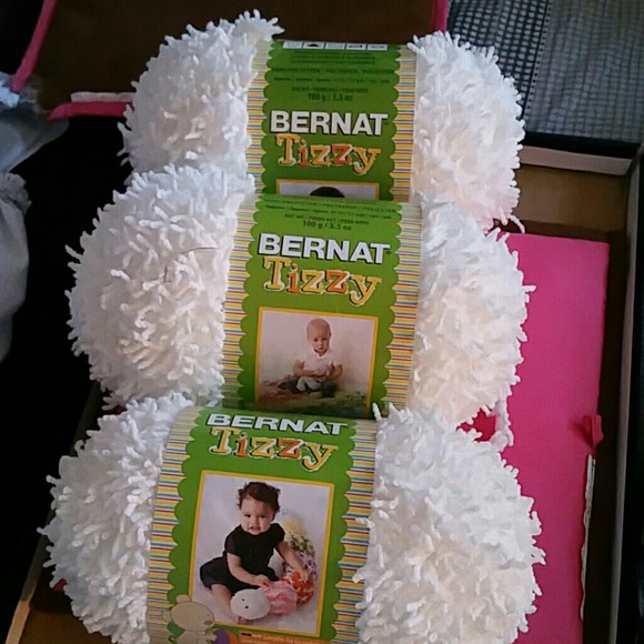 3 skeins  Bernat tizzy yarn