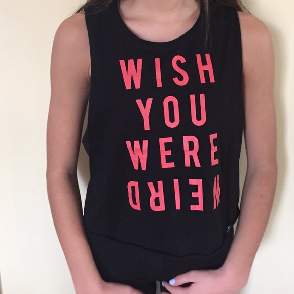 BLACK CROP TOP