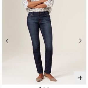 Loft curvy straight jeans. Worn once! Like new