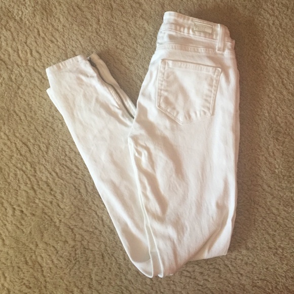 Paige Denim White Jeans with ankle zippers