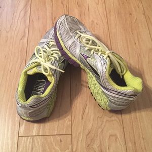 Brooks Trance 12 sneakers