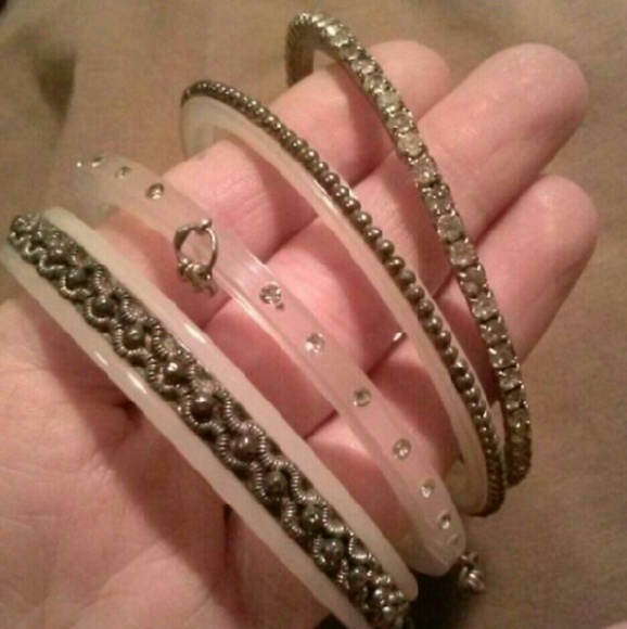 Set/4 Vintage Indian Bangles