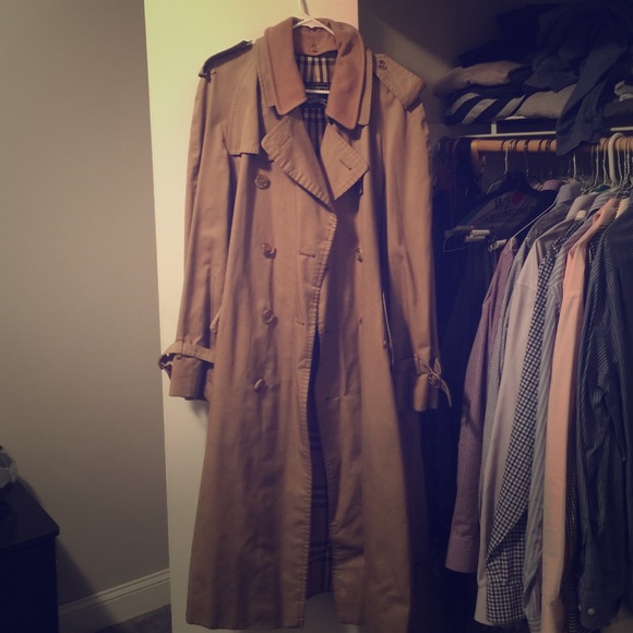 Men's Burberry Jacket - Picture 1 of 4