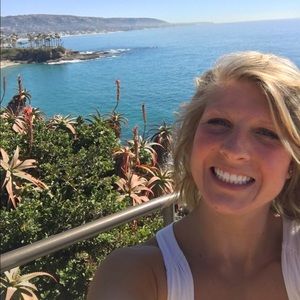 Meet your Posher, Kara