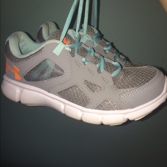 Under Armour Like-New Sneakers